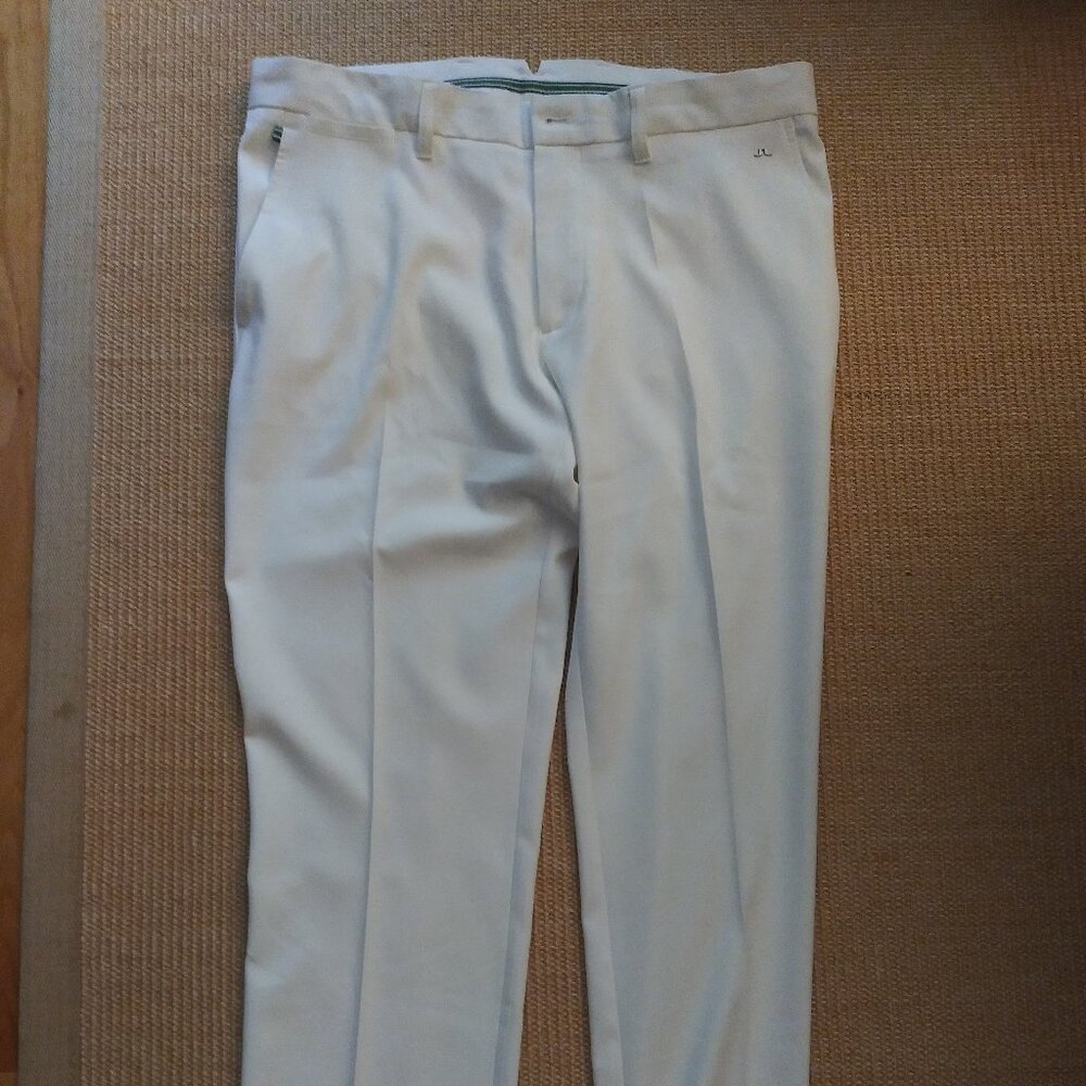 J. Lindeberg Regular Fit Men's Golf Pants 36 x 32 White Ultra Lightweight
